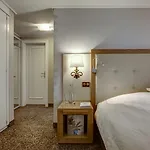 Szálloda Les Sources Des Alpes 4*