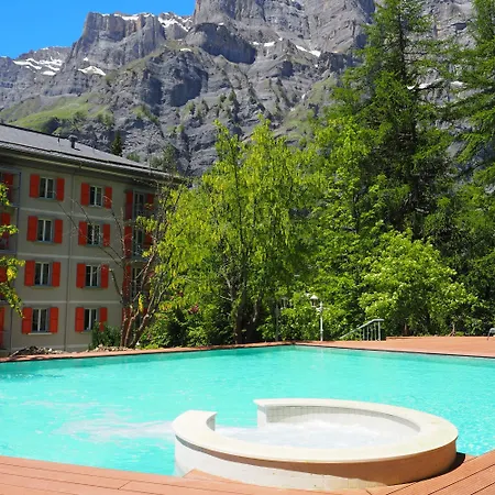 Les Sources Des Alpes Готель 4*