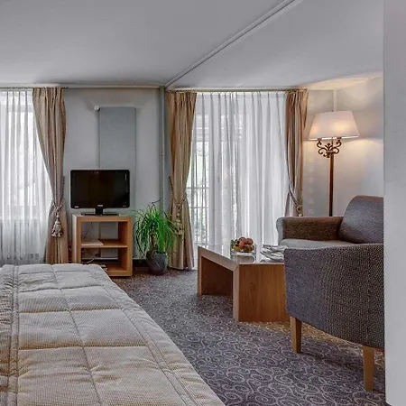 Hotel Les Sources Des Alpes 4*