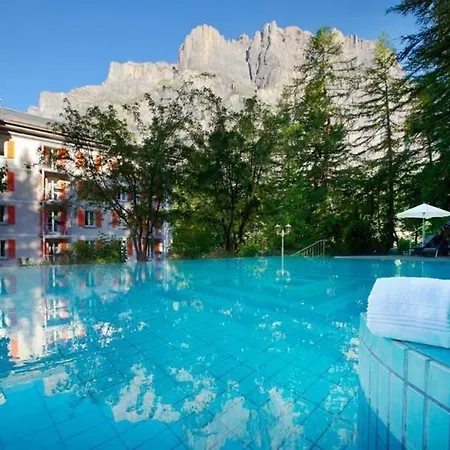 Les Sources Des Alpes Hotel 4*