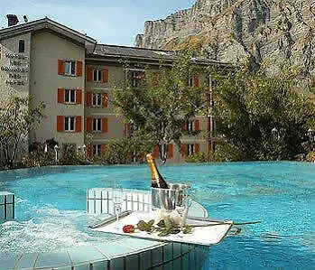 Готель Les Sources Des Alpes 4*