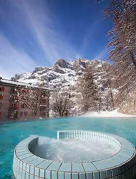 Готель Les Sources Des Alpes 4*