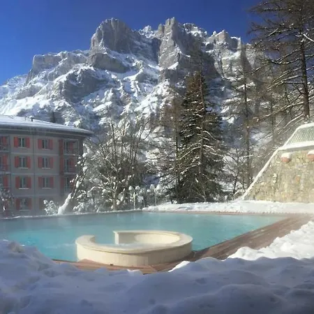 Les Sources Des Alpes Готель