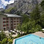 Les Sources Des Alpes 4*